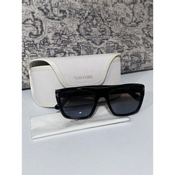 NEW Tom Ford Alberto Gradient Square Sunglasses in a Dark Havana Tortoiseshell main image 3